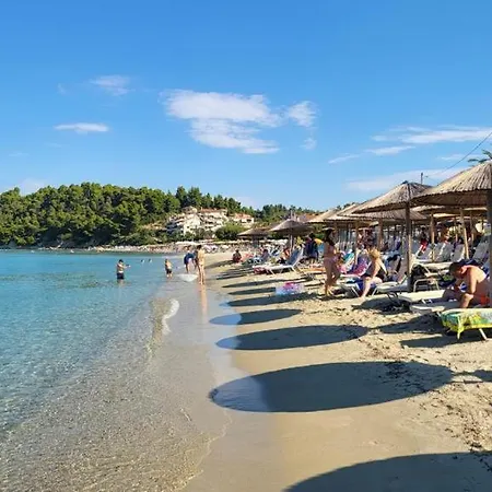 Aquamarine Maisonette בית נופש סיווירי